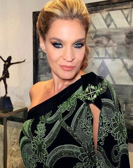 Sin Tetas No Hay Para So El Blooper Hot De Leticia Br Dice Durante Una Nota Big Bang News