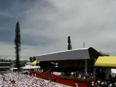 1552073811856