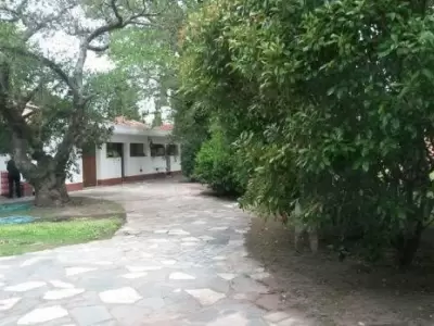 1552076183726