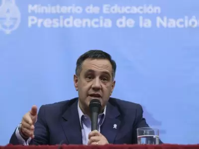 1555088773572