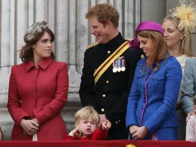 Primero fue por William y ahora apunt contra Harry y Meghan el