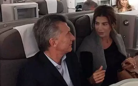 escracharon-al-ex-presidente-mauricio-macri-vuelo-836812-120024