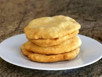 fry-bread-52016-573366403df78c6bb0946c2a