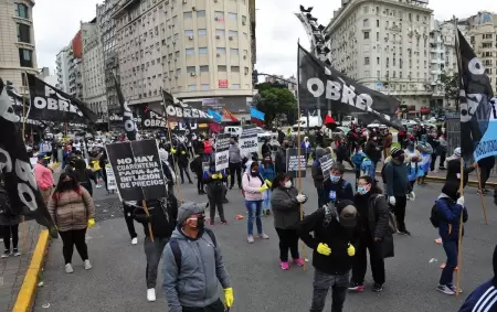 la-protesta-en-el-obelisco___HynZ65u4H_1200x0__1