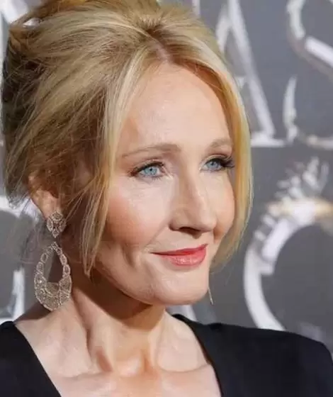 Mujer-J-K-_Rowling-Transexualidad-Libros-Actualidad_520958921_160008768_1024x576