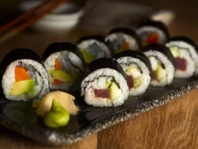 Receta-de-sushi-fcil-en-5-pasos-1068x601