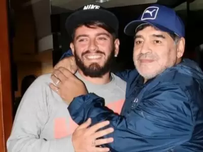 diego-maradona-y-su-hijo-diego-jr-942118