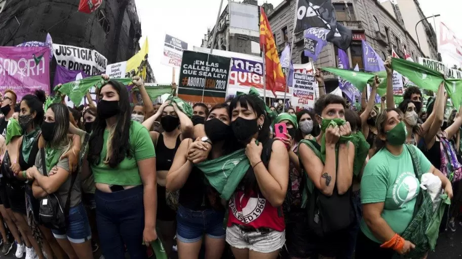 el-proyecto-legalizacion-del-aborto-se-debatira-este-martes-el-senado