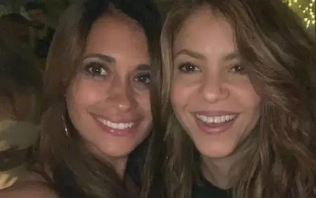 antonella-roccuzzo-y-shakira.jpg_979910457