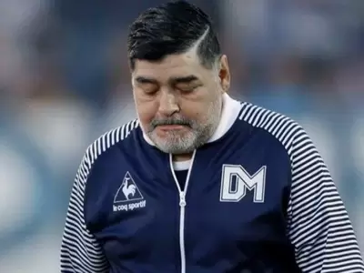 Maradona-3