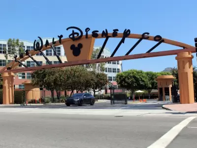 Walt_Disney_Studios_Alameda_Entrance