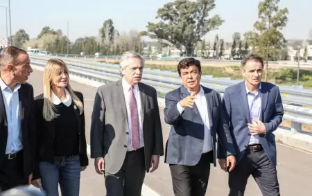 FE y Alberto Fernndez Autopista Presidente Pern