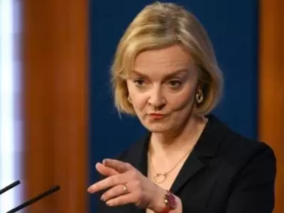 liz-truss-02