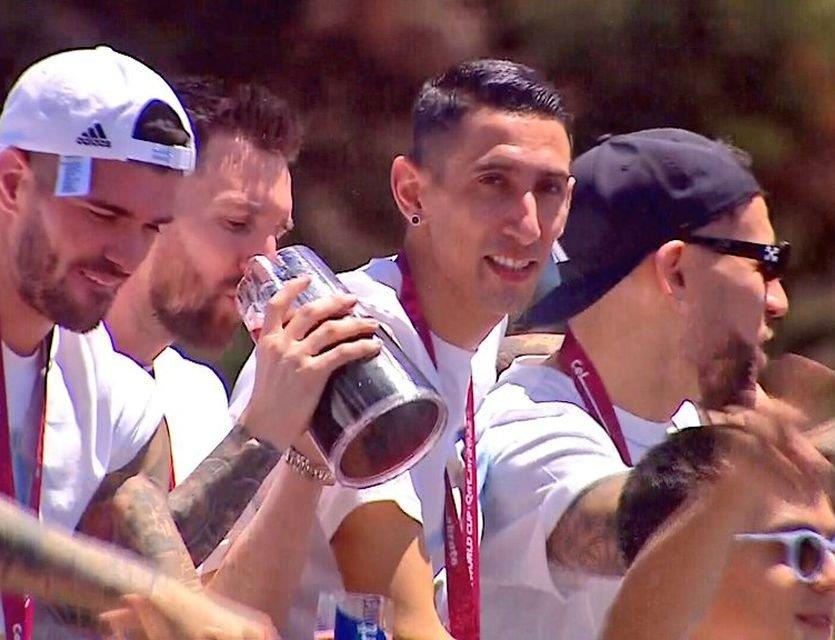 ¡Esta tarde me emborracho bien! Así se prepara la jarra loca de la