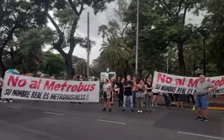 metrobus-comuna9-protesta-01