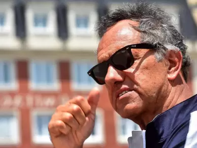 daniel-scioli-lentes-negros