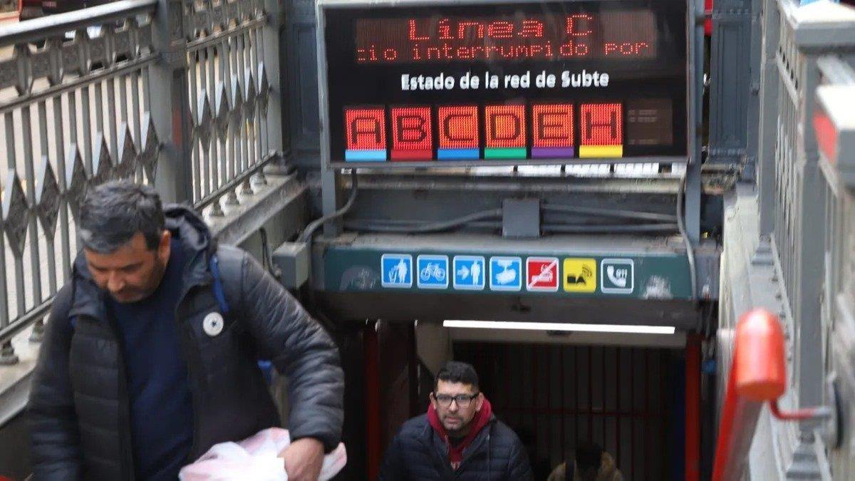 Nuevo Paro De Subtes: A Qué Hora Estará Interrumpido El Servicio ...