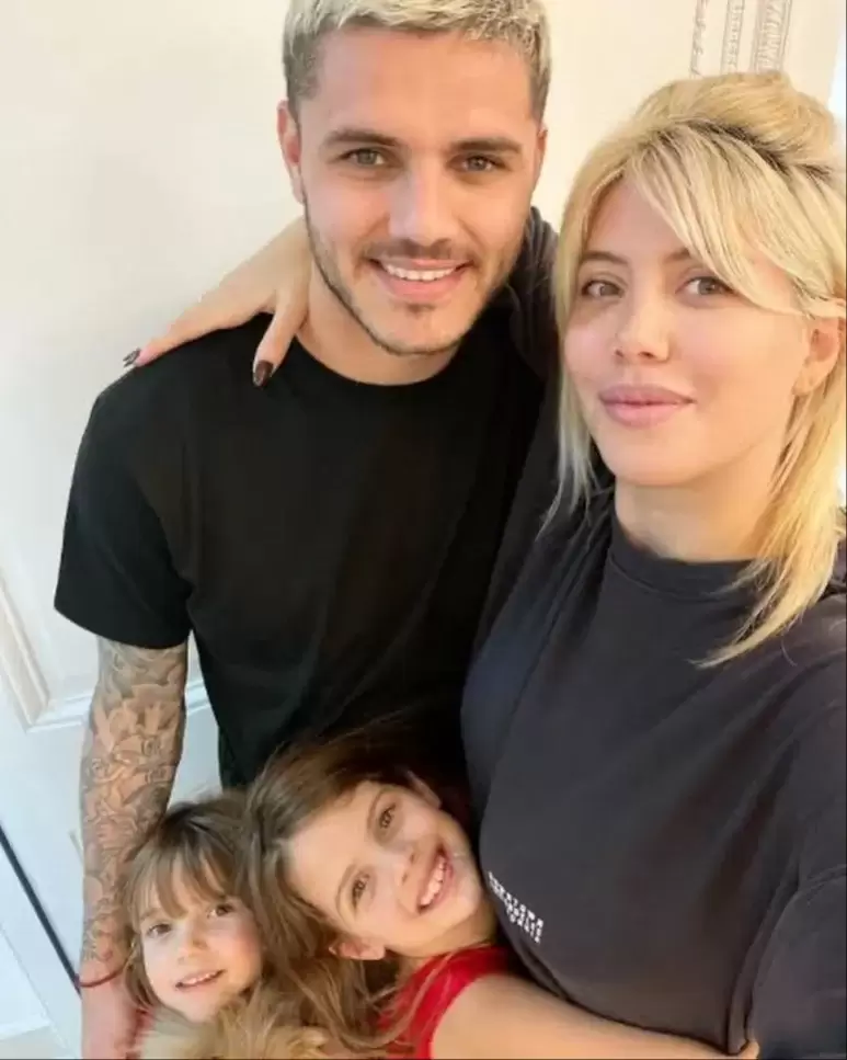 La pareja tambin comparti fotos con sus hijas Francesca e Isabella.