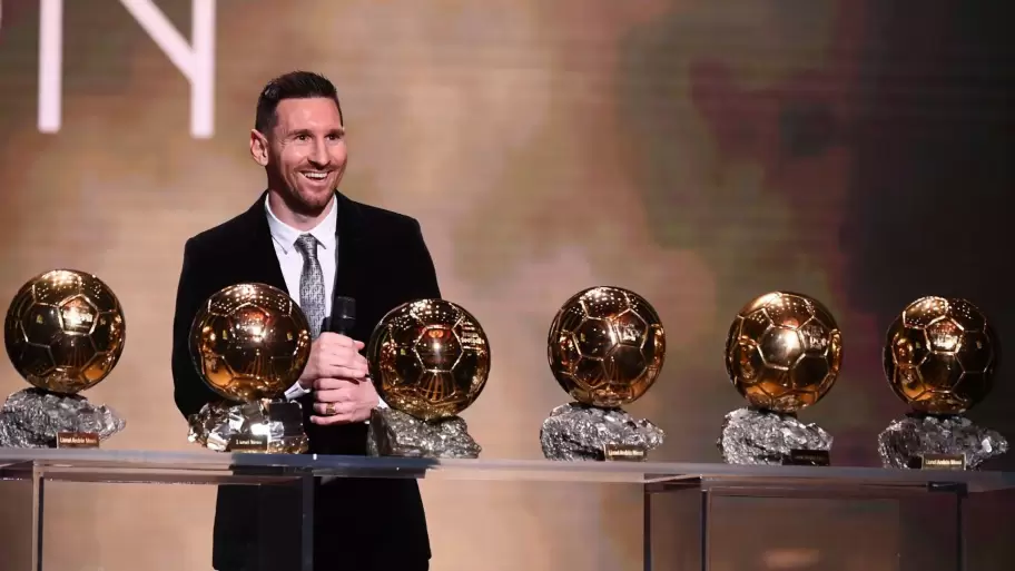 lionel-messi-balon-de-oro-02