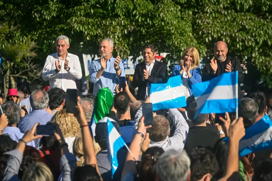 kicillof en la plata