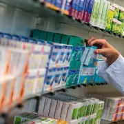 Conflicto en farmacias: medicamentos sin descuentos y problemas con las prepagas