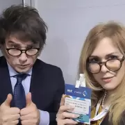 Disney, Narnia o Argentina? Javier Milei y Lilia Lemoine a pleno baile y canto en el Movistar Arena