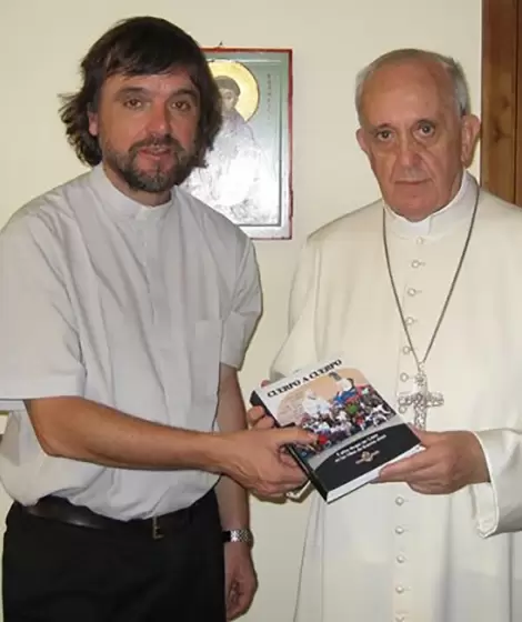 El Padre "Pepe"  Di Paola sobre Javier Milei: "Su agresin al Papa Francisco es intolerable"