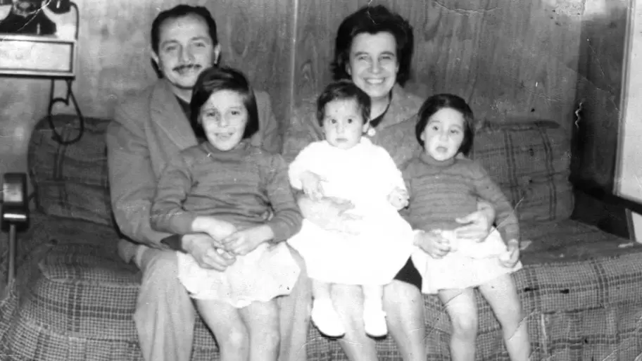 Esther Ballestrino de Careaga y su familia.