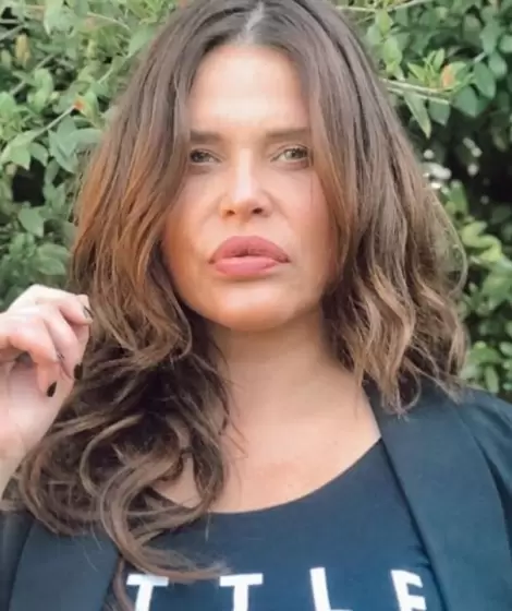 Nazarena Vélez