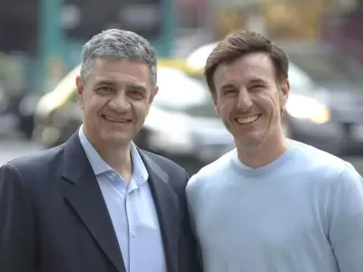 Jorge Macri junto a Roberto Garca Moritn