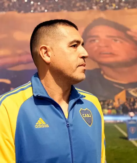 Juan Román Riquelme sufrió un nuevo ataque de Anello.
