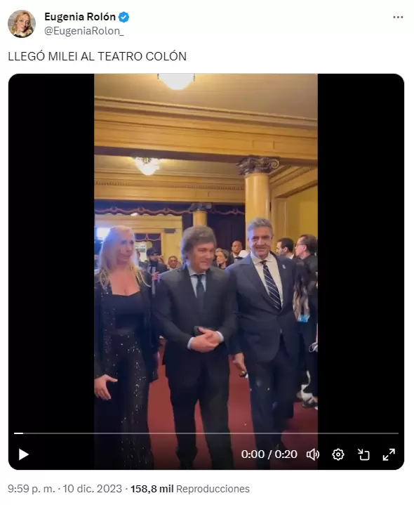 Las cmaras de la tele no pudieron ingresar al teatro Coln.