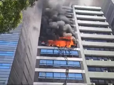 Gritos, fuego y desesperacin: explosin y muerte en el edificio lindero al Ministerio de Trabajo