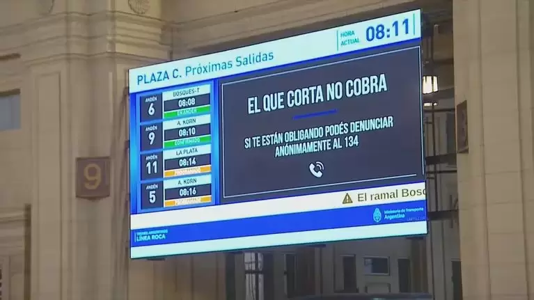 Estacin Constitucin amaneci con estos carteles amenazantes