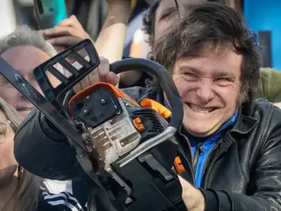 La motosierra de Milei arras� con el 18,4% de los trabajadores estatales.