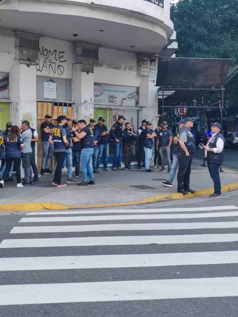 Hasta el momento hay ms efectivos policiales que manifestantes en Tribunales