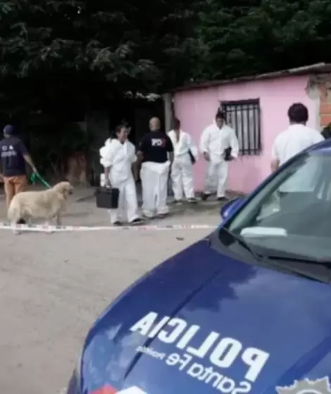 Momento en que se dio aviso a la Polica del asesinato de Mara Isabel Pereyra.