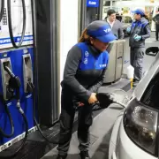 YPF anunció una baja del 4% en el precio de los combustibles a partir del 1° de mayo