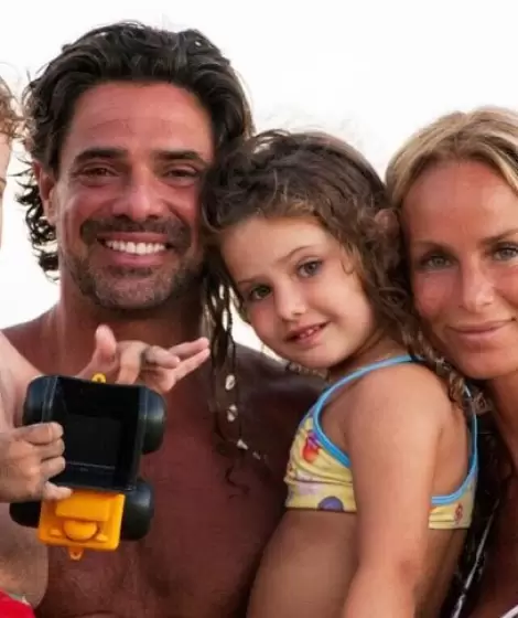 Sabrina Rojas y Luciano Castro años atrás junto a Esperanza y Fausto.