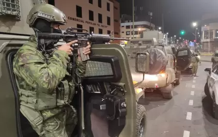 Ecuador declar el "conflicto armado interno" y con esto dio orden a las Fuerzas Armadas para enfrentarse con las bandas delictivas