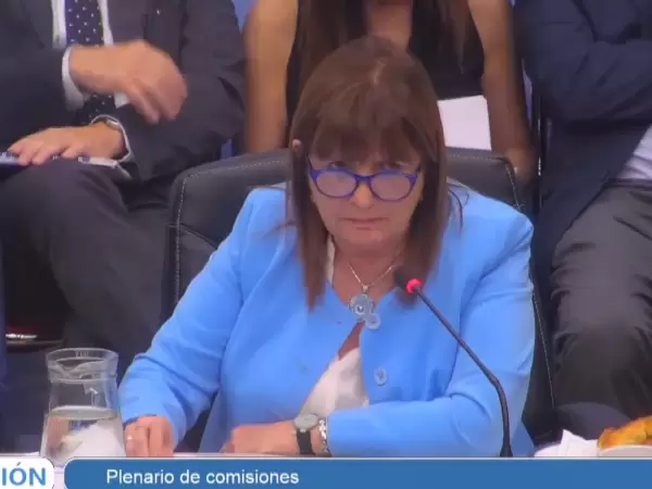 "�Copito de nieve!": el ins�lito cruce de Bregman y Espert frente a la mirada de Bullrich