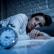 A qu hora hace mejor irse a dormir y por cunto tiempo? Edad por edad, los resultados de un nuevo estudio