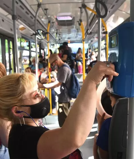 Usuaria de colectivos