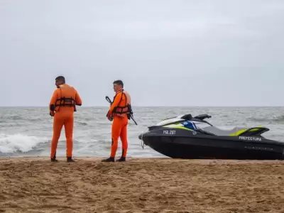 Prefectura trabaja a contrarreloj para encontrar a los pescadores.