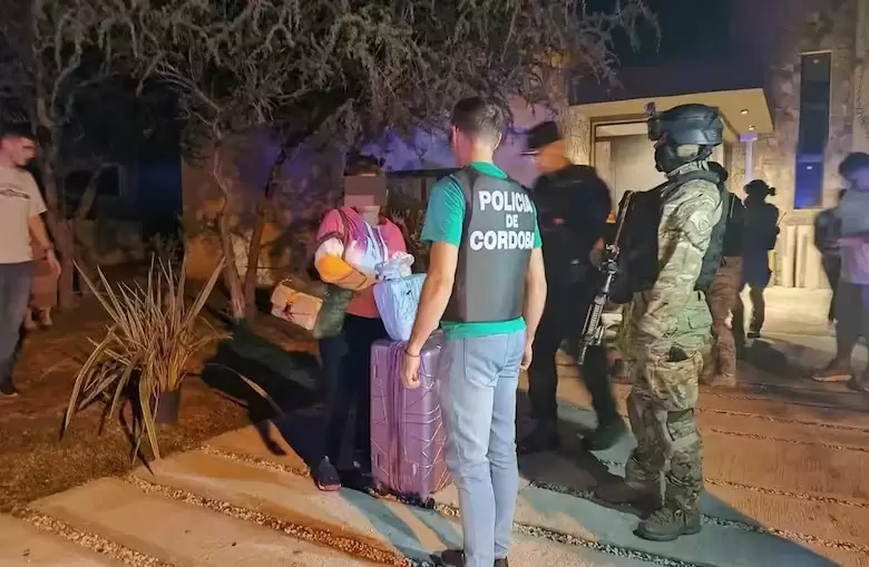 El operativo en el Country del Golf de Crdoba, donde detuvieron a familiares del narco ecuatoriano Jos Adolfo "Fito" Macas Villamar.