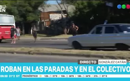 Dos delincuentes huyen luego de robar dos celulares en Gonzlez Catn, y son registrados en vivo por Telefe.