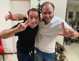 Francisco Adorni y Manuel Adorni, antes de que se incorporaran a la casta y multiplicaran su patrimonio.