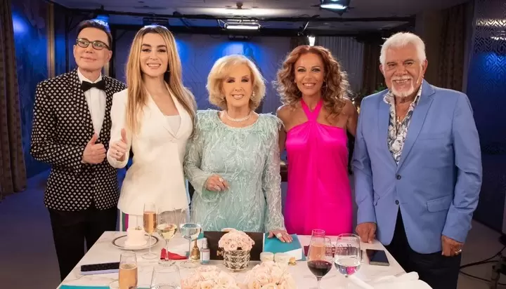 Marcelo Polino, Ftima Florez, Mirtha Legrand, Iliana Calabr y Ral Lavi