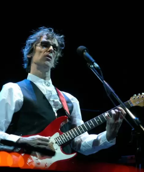 Doce aos sin Spinetta: "Vi a las cosas perfectas, y el mundo, infinito"