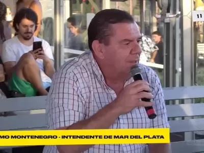 Guillermo Montenegro, intendente de General Pueyrredn, en la participacin "chivo" pago que hizo en el streaming de Blender.